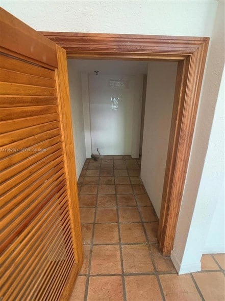 Building Photo - 1853 Jefferson Ave