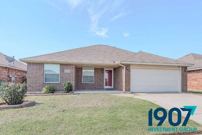 Building Photo - Beautiful 3-Bedroom Home in OKC - Availabl...