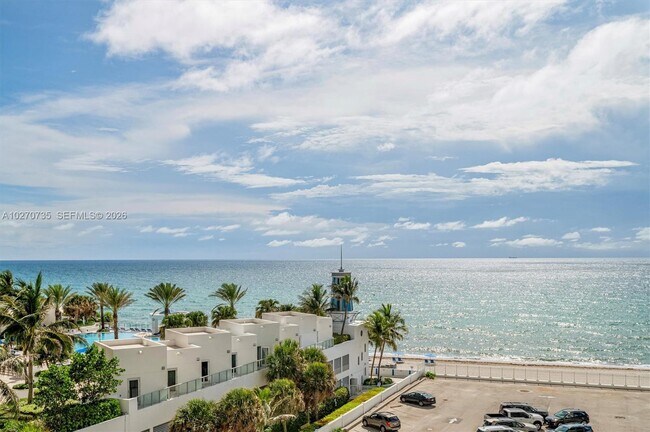 Building Photo - 3505 S Ocean Dr