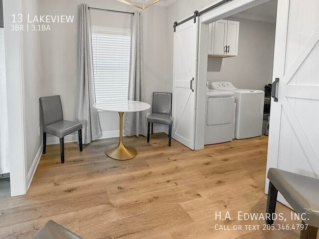 Building Photo - 13 Lakeview-