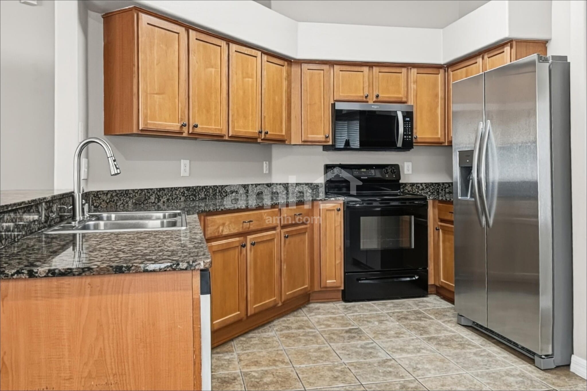 Building Photo - 25815 Crippen Dr