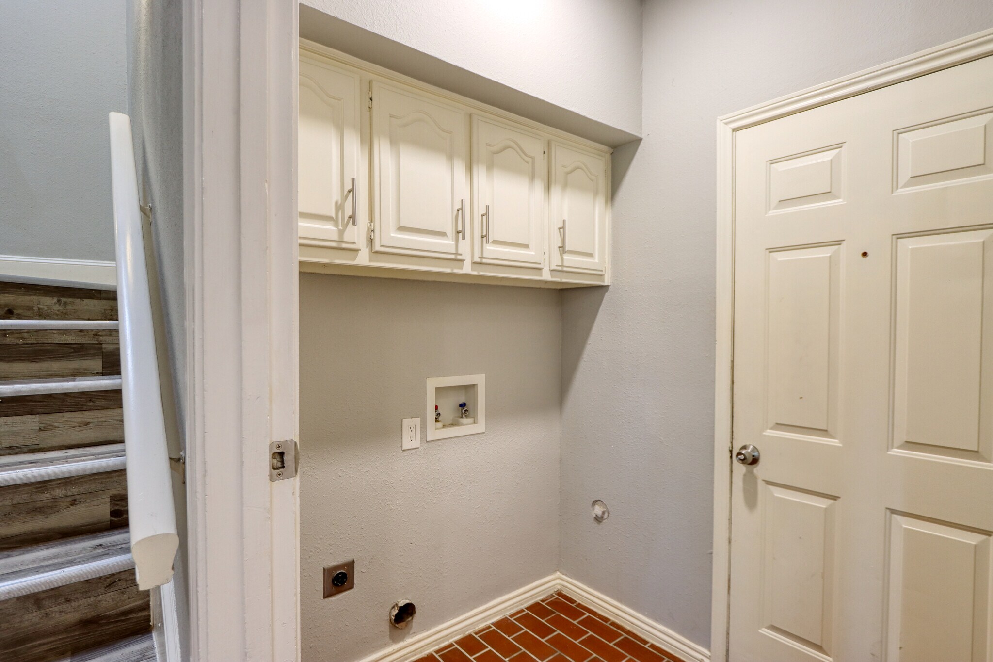 Building Photo - 317 Benjamin St