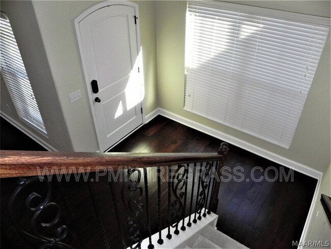 Building Photo - 87 Freedom Heights