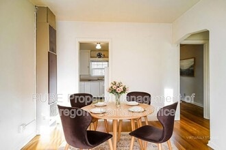 Building Photo - 715 NE 20th Ave