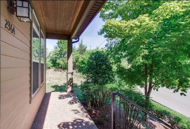 Building Photo - 2364 Zermatt Ave