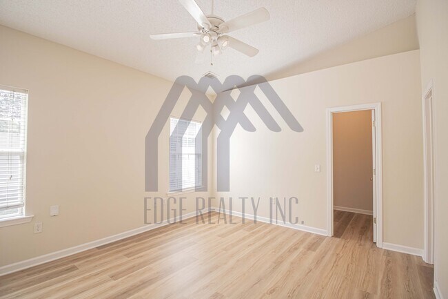 Building Photo - 116 Slate Cir