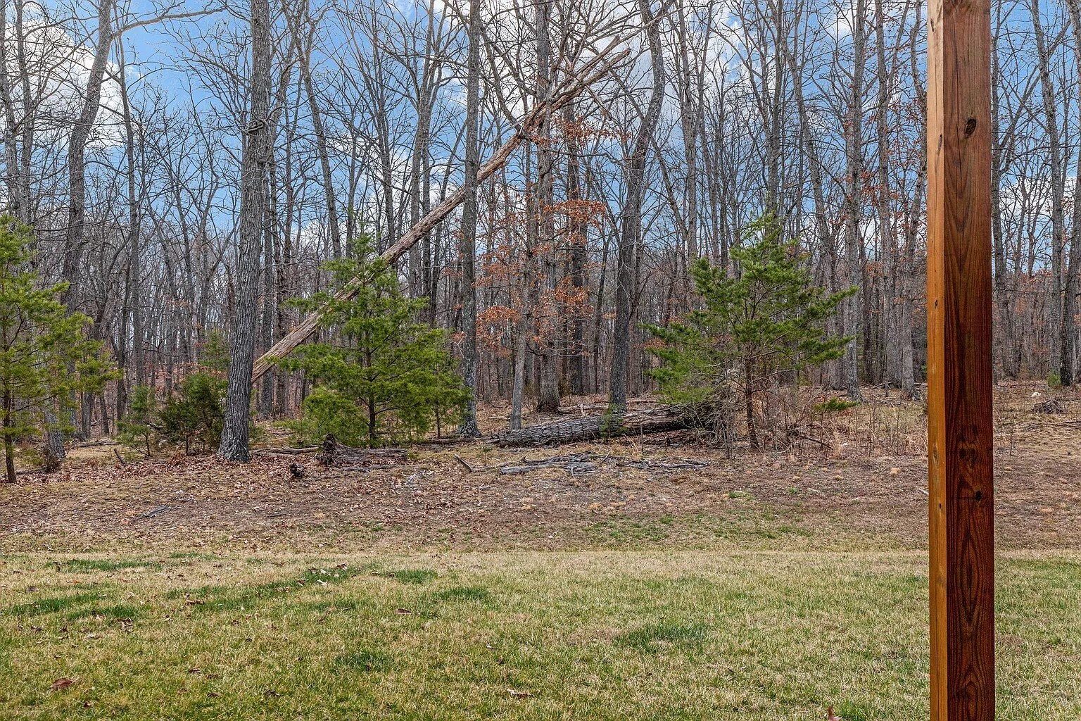 Building Photo - 148 Solara Dr