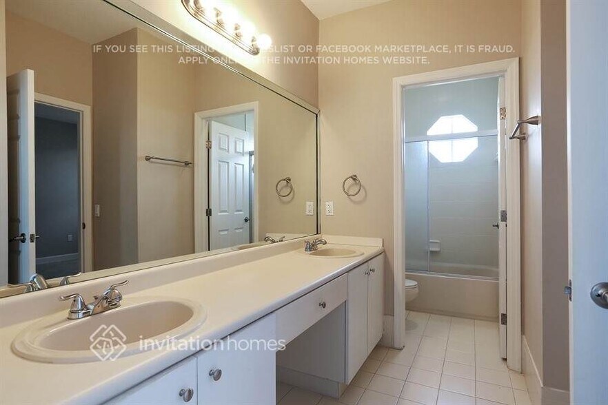 Building Photo - 14934 SW 22 St