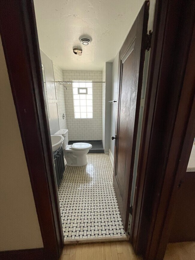 Building Photo - 2949 N Sherman Blvd