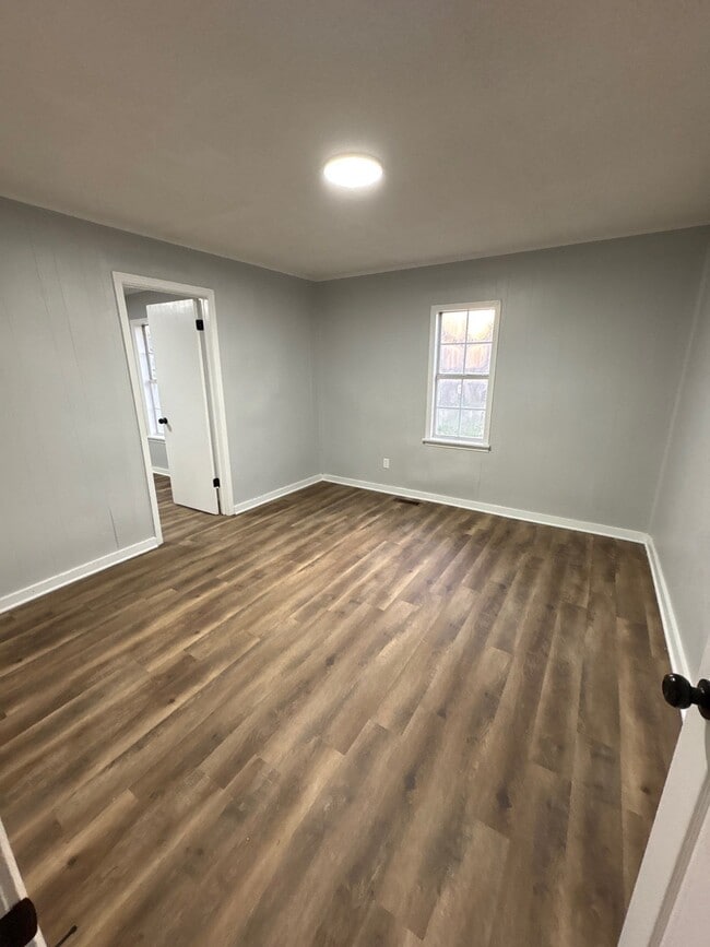 Building Photo - 951 Norris St