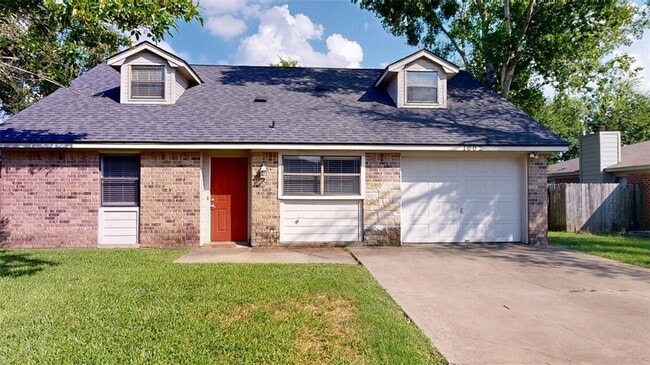 Primary Photo - 1002 Hardwood Ln