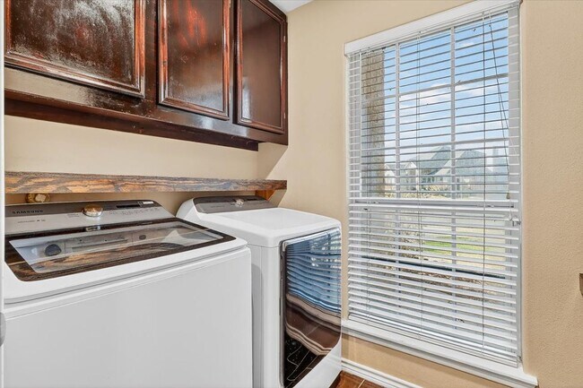 Building Photo - 7502 Fred's Folly Dr