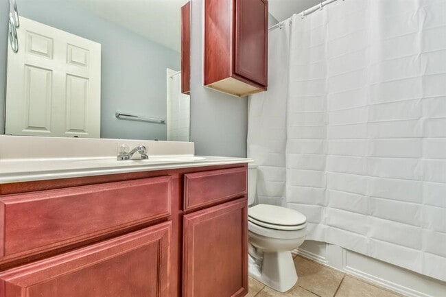 Building Photo - 10810 Barker View Dr