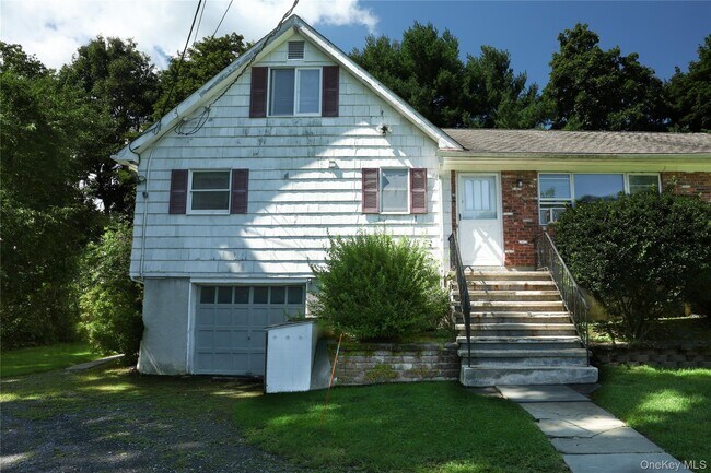 Building Photo - 50 Baron De Hirsch Rd