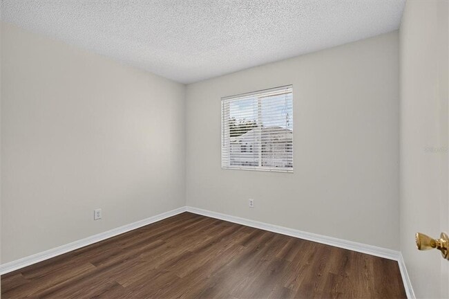 Building Photo - 4110 Waterside Island Ct