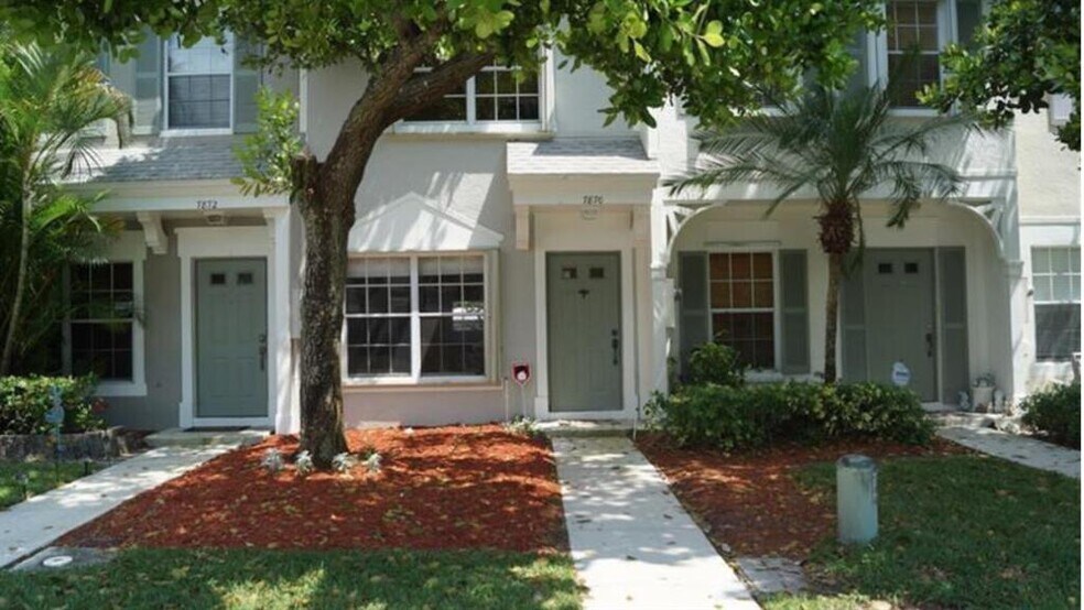 Primary Photo - 7870 Dixie Beach Cir
