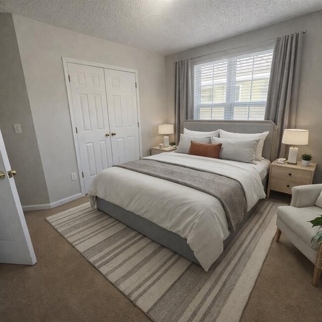 Building Photo - 728 Denise Ct