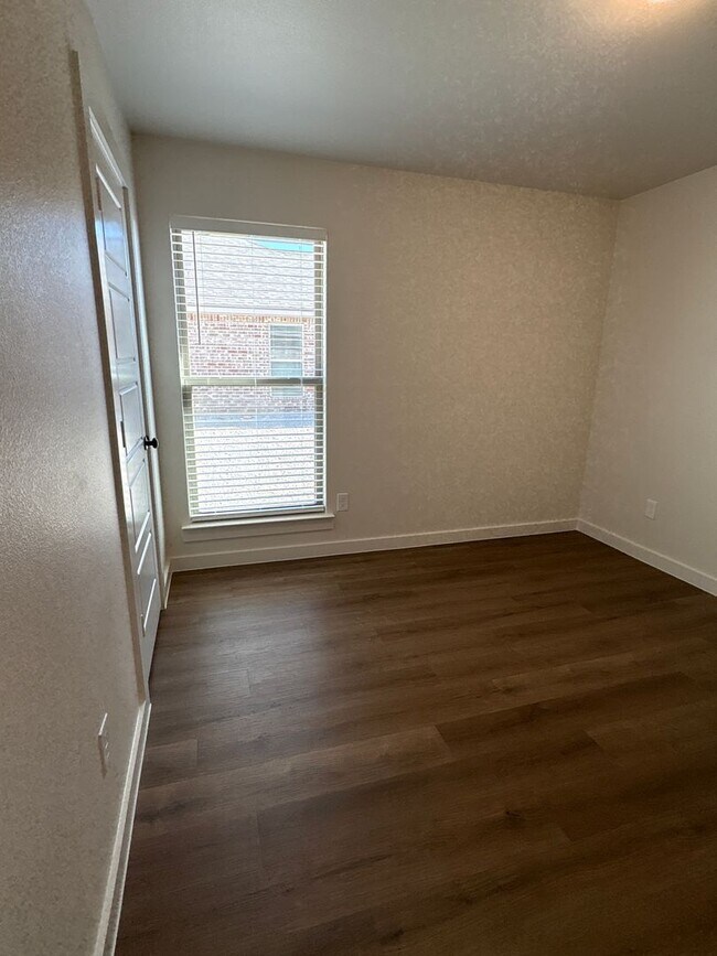 Building Photo - 2174 Lacks For Nothing More!