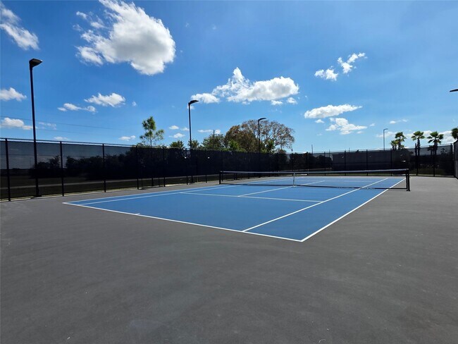 Building Photo - 1333 Red Hills Dr