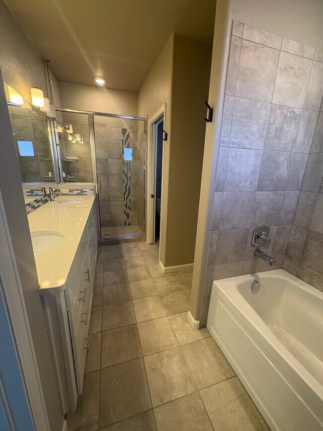 Building Photo - 86 Cheyenne Blvd