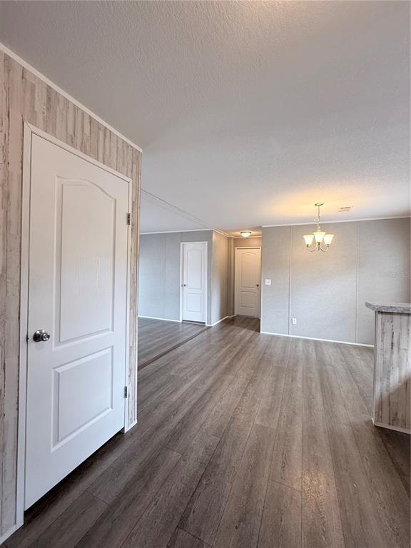 Building Photo - 932 SE 40th Pl