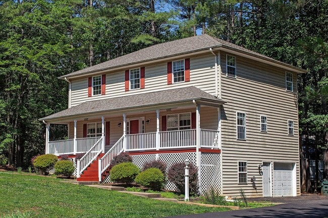 Building Photo - Move-In Ready, Dog-Friendly Preddy Creek Home