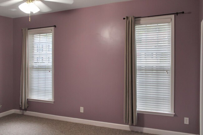 Building Photo - 1054 Bristlecone Ln