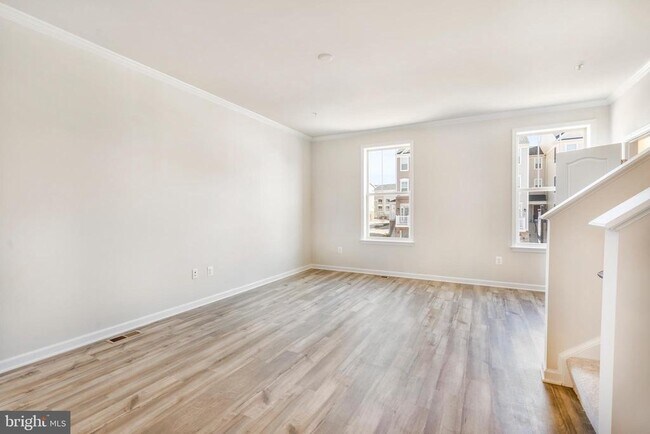 Building Photo - 5892 Bella Marie Wy