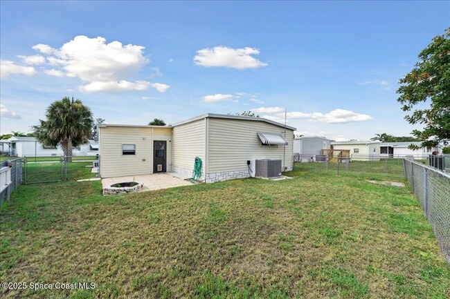 Building Photo - 938 Wren Cir