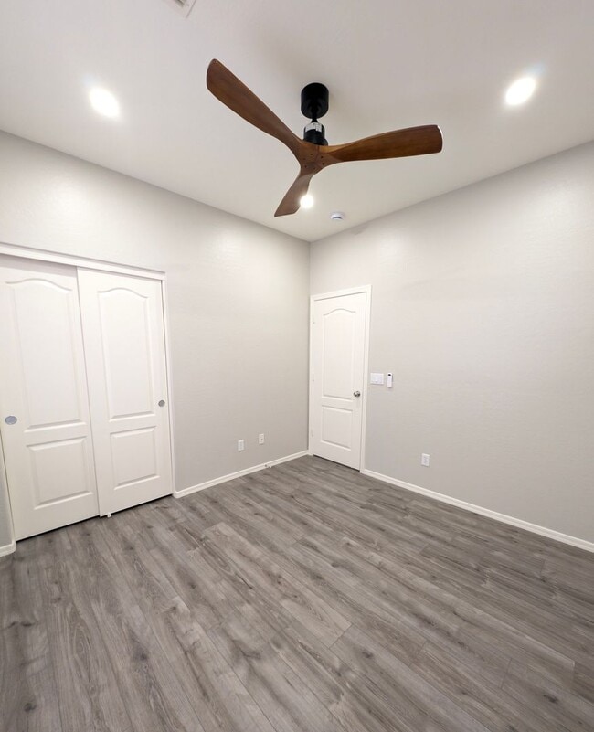 Building Photo - REMODELED - LIKE NEW - IN CHAPARRAL ESTATE...