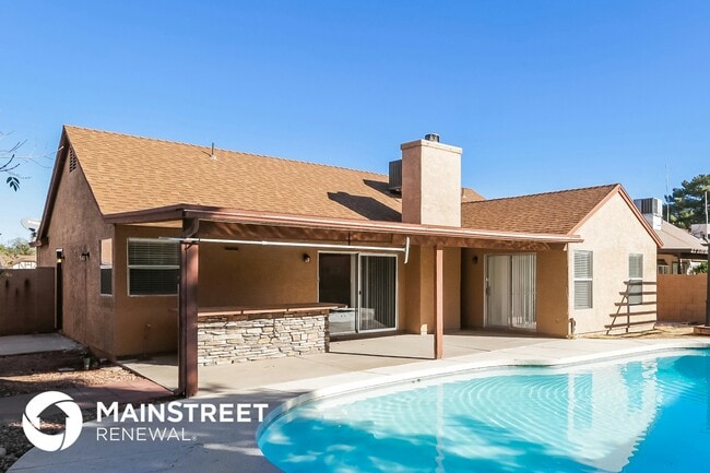 Building Photo - 5639 W Mescal St