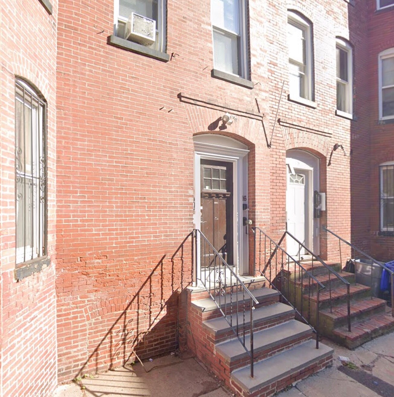 Building Photo - 16 Sewall St