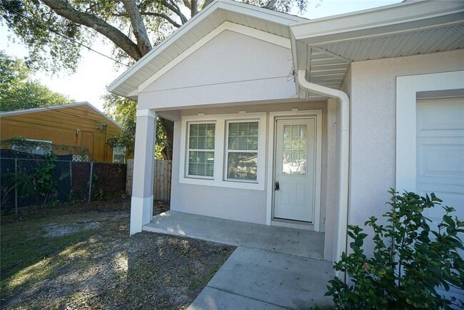 Building Photo - 4210 N Coolidge Ave