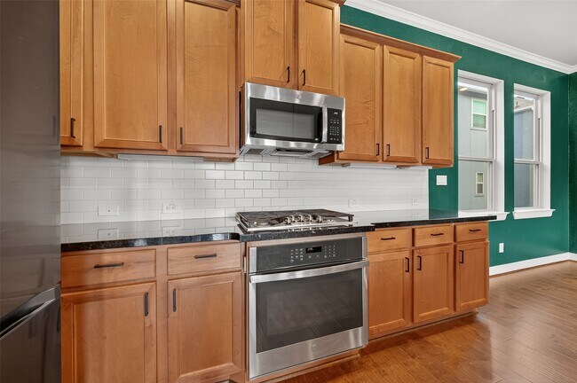 Building Photo - 2009 Kirby Landing Dr