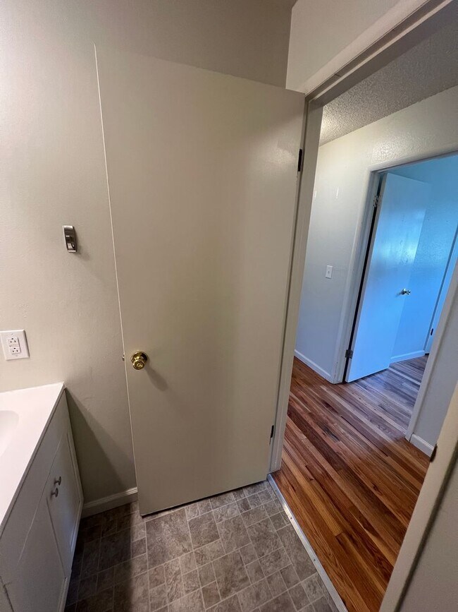 Building Photo - Durham 3 bedroom 2 bath Home, MOVE IN SPEC...