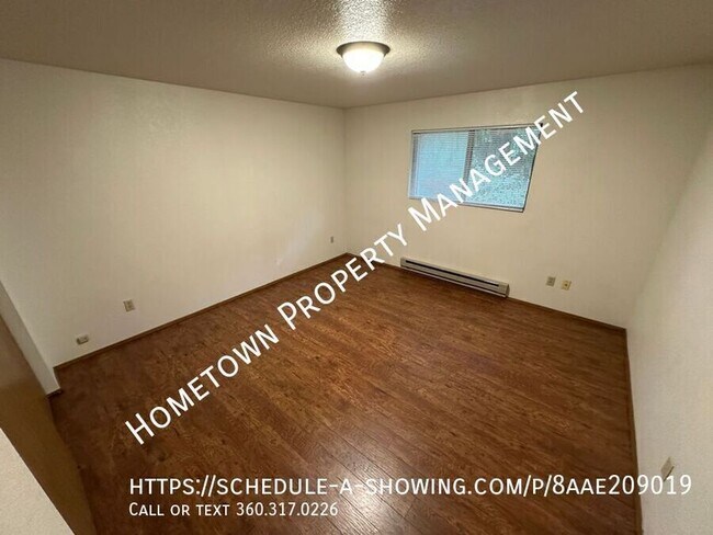 Building Photo - 1606 Sulky Dr SE