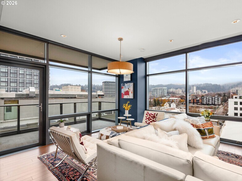 Building Photo - 311 NW 12th Ave