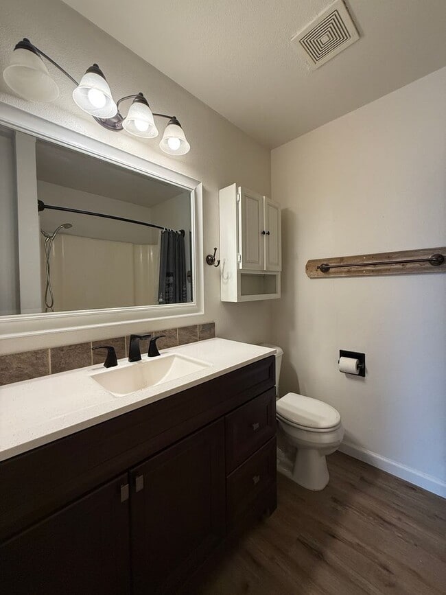 Building Photo - 3209ag