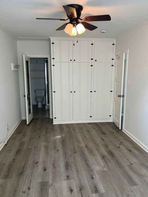 Building Photo - 147 N Florence St