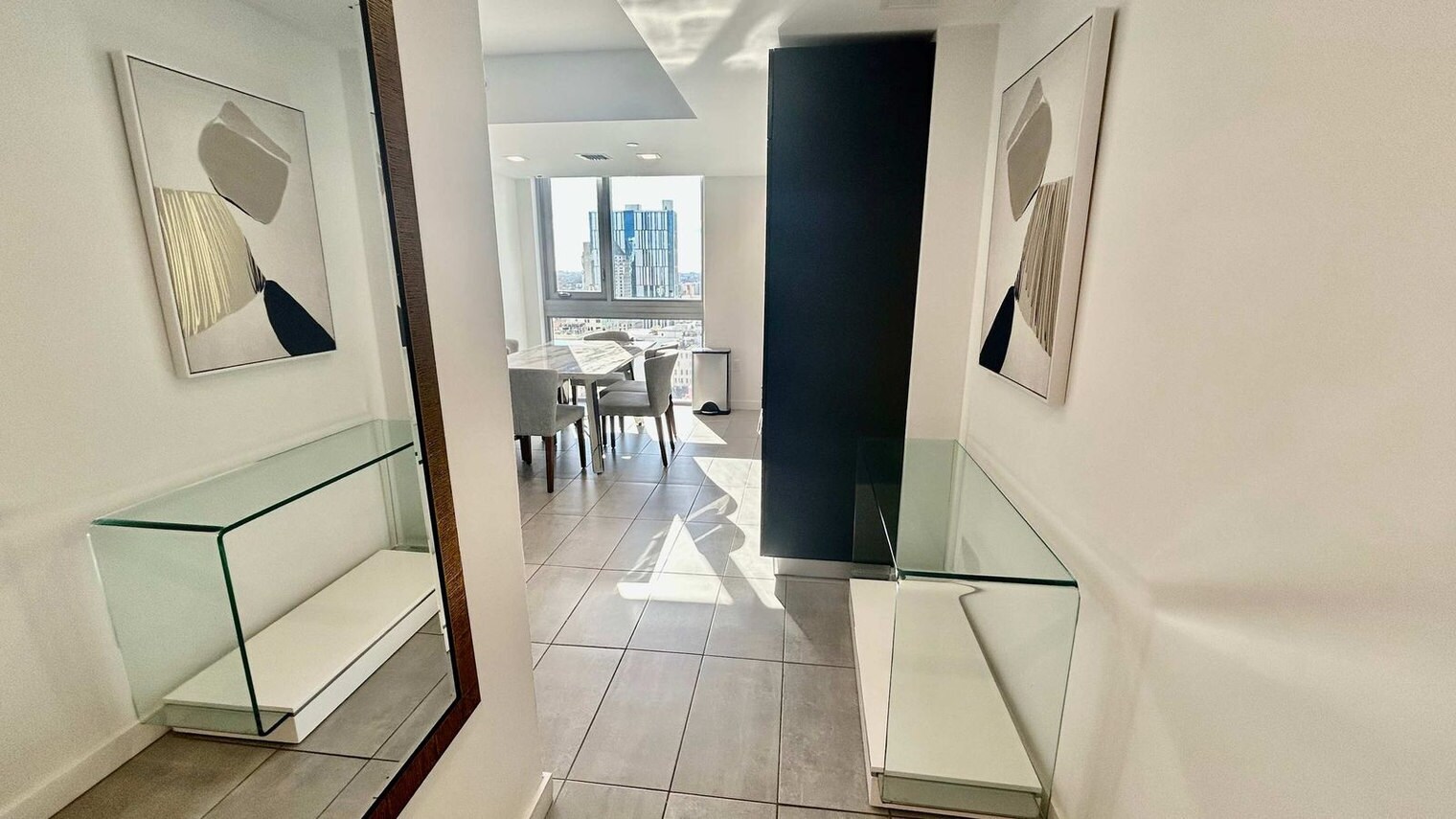 Building Photo - 227 NE 2nd St