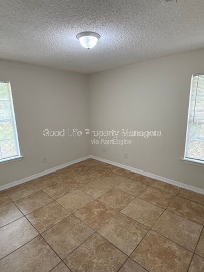 Building Photo - 9980 Bowman Ave