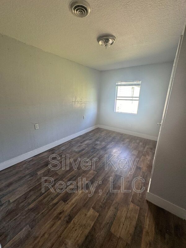 Building Photo - 2335 US-411