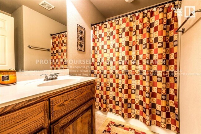 Building Photo - 3522 W Clearwood Dr