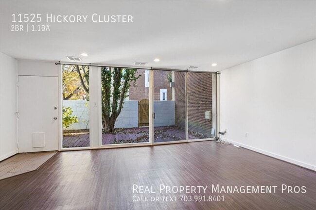 Building Photo - 11525 Hickory Cluster