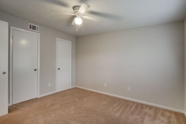 Building Photo - No Application Fees* $500 off 1st month re...