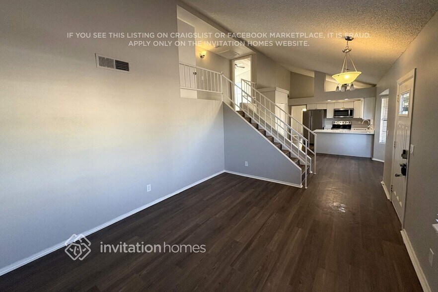 Building Photo - 18802 N 4th St