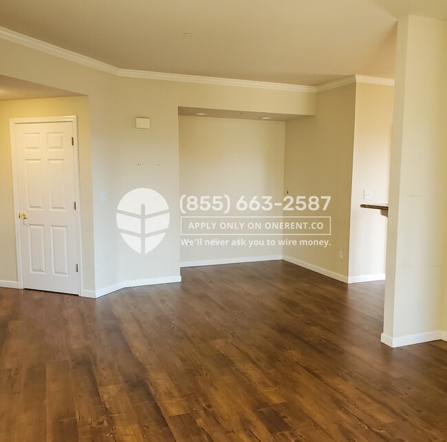 Building Photo - 38700 Tyson Ln