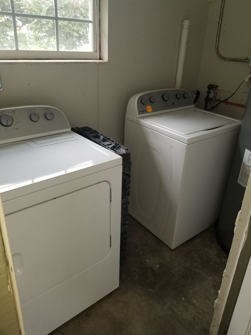 Building Photo - 2642-2648 Michigan Ave