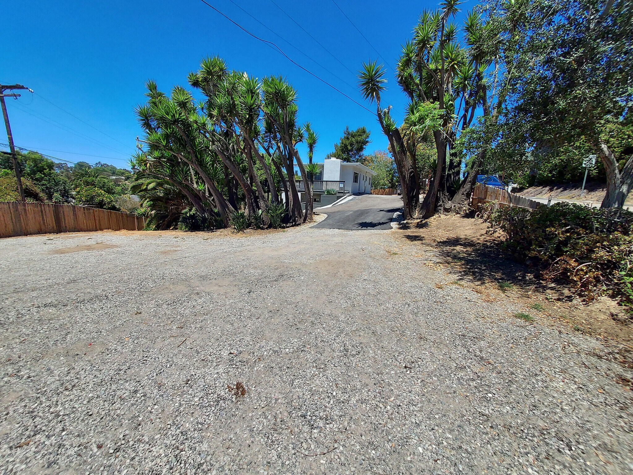 parking area - 603 Sunset Dr