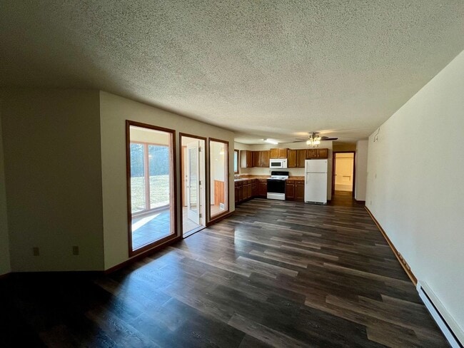 Building Photo - 149515-149515 Wineberry Ln